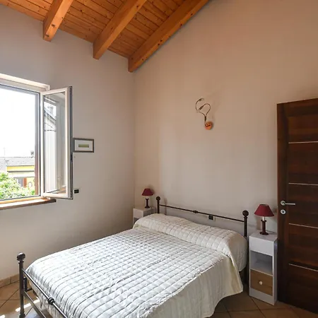 Semesterbostad Casa Giorgina Costa Vescovato